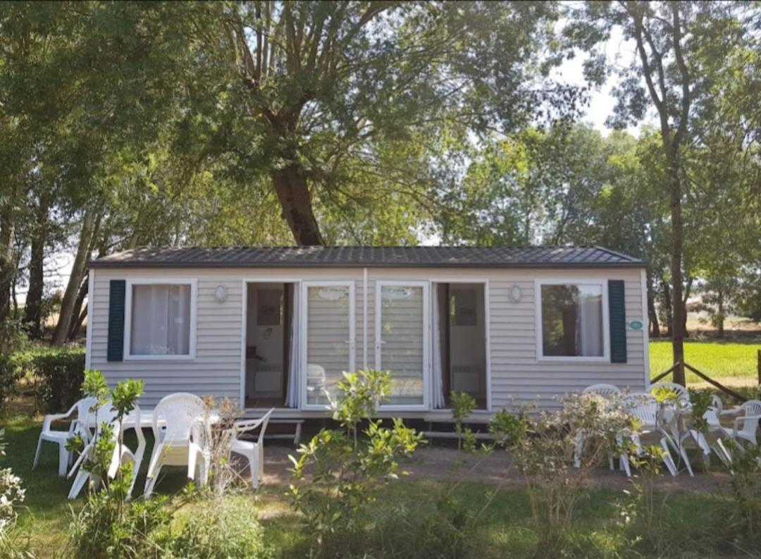 Camping Les 2 Salamandres Arces-sur-Gironde Extérieur photo